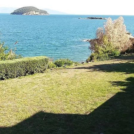 Sea And Sky Villas Néa Péramos